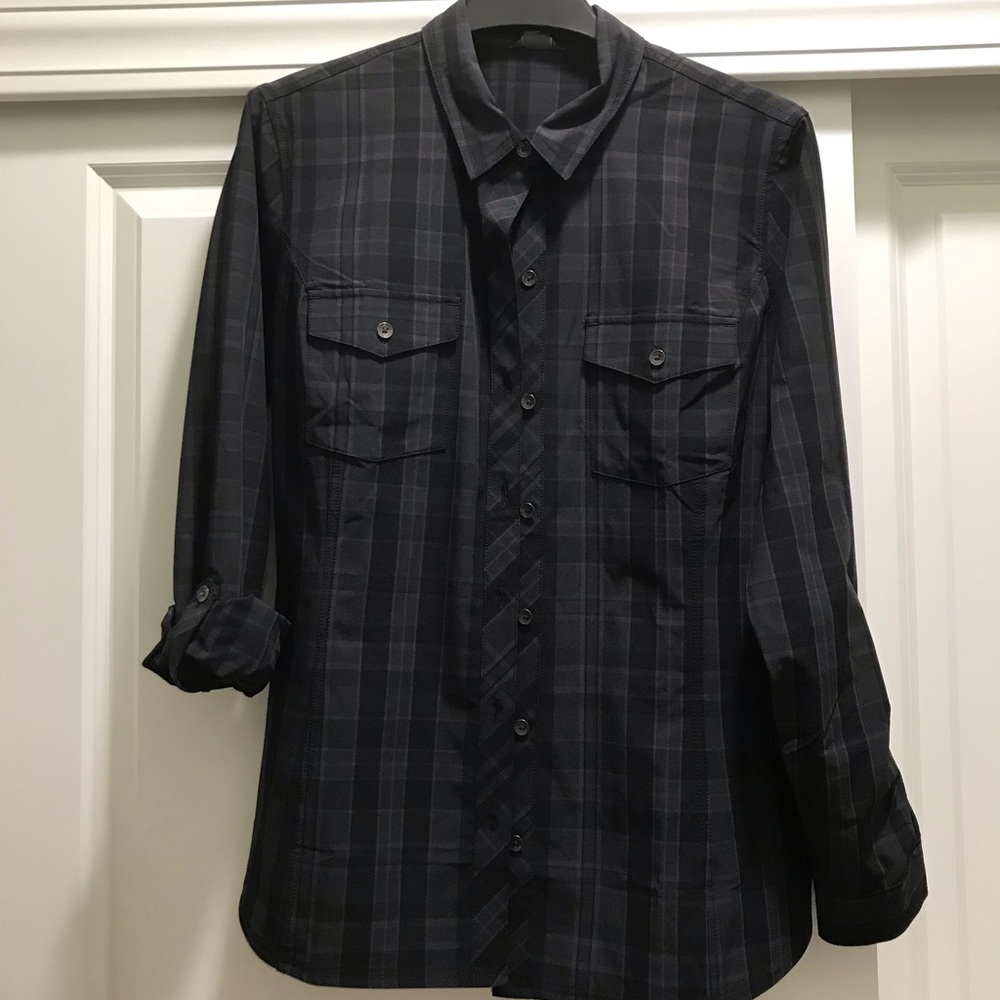 Ladies Eddie Bauer travex shirt size L